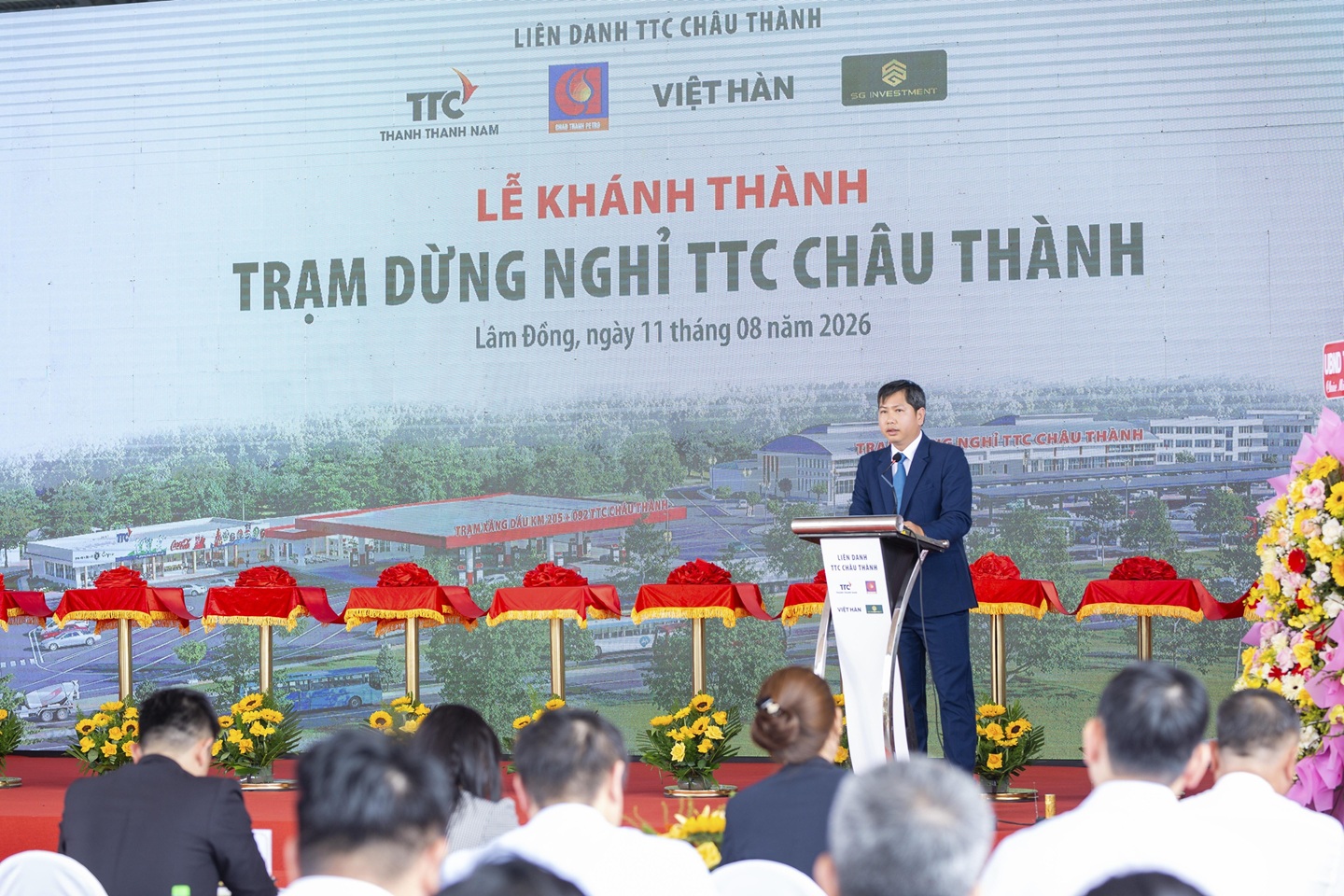 Ong Huynh Tuan Em.JPG